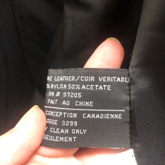 Danier - Picture 4 of 7